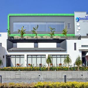 Divecube Hotel
